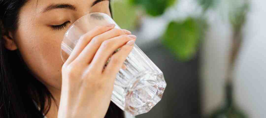 Water comes in many forms today. Grocery store shelves are filled with options that claim better hydration, improved taste, or other added health benefits. Yet most types of drinking water serve one purpose: hydration. The differences usually come down to mineral content, processing methods, carbonation, or marketing. Dr. Deryk Harting of Chambers Medical Group, one of the highest rated car accident medical doctor care teams in Florida, discusses the pros and cons of eight common water types.